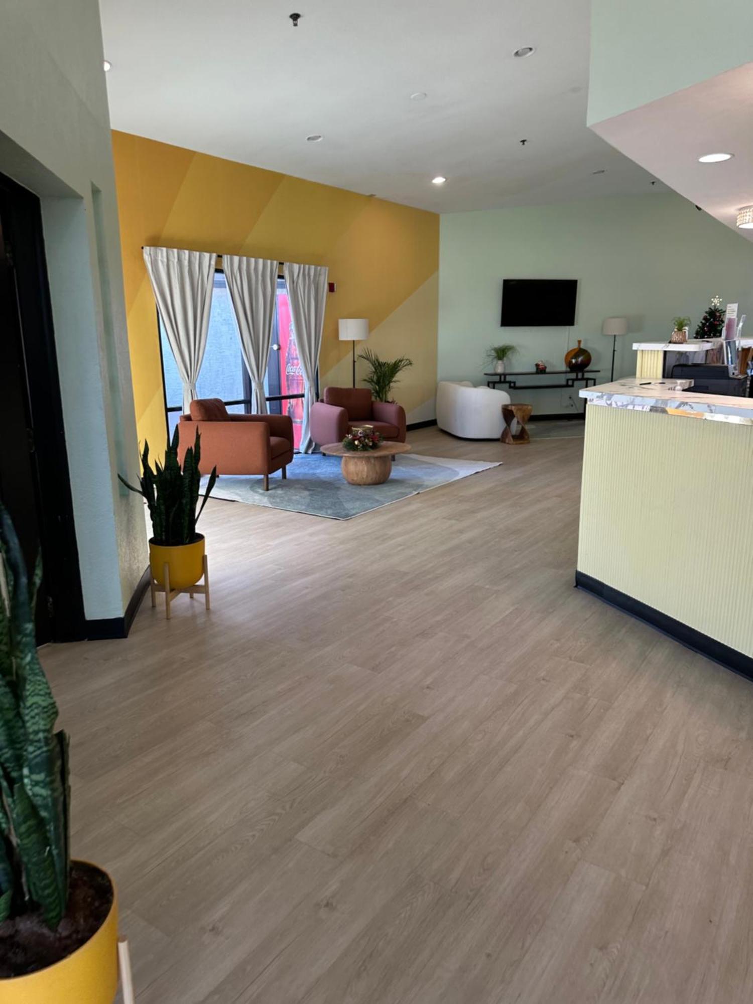 Hotel Rising Финикс Екстериор снимка