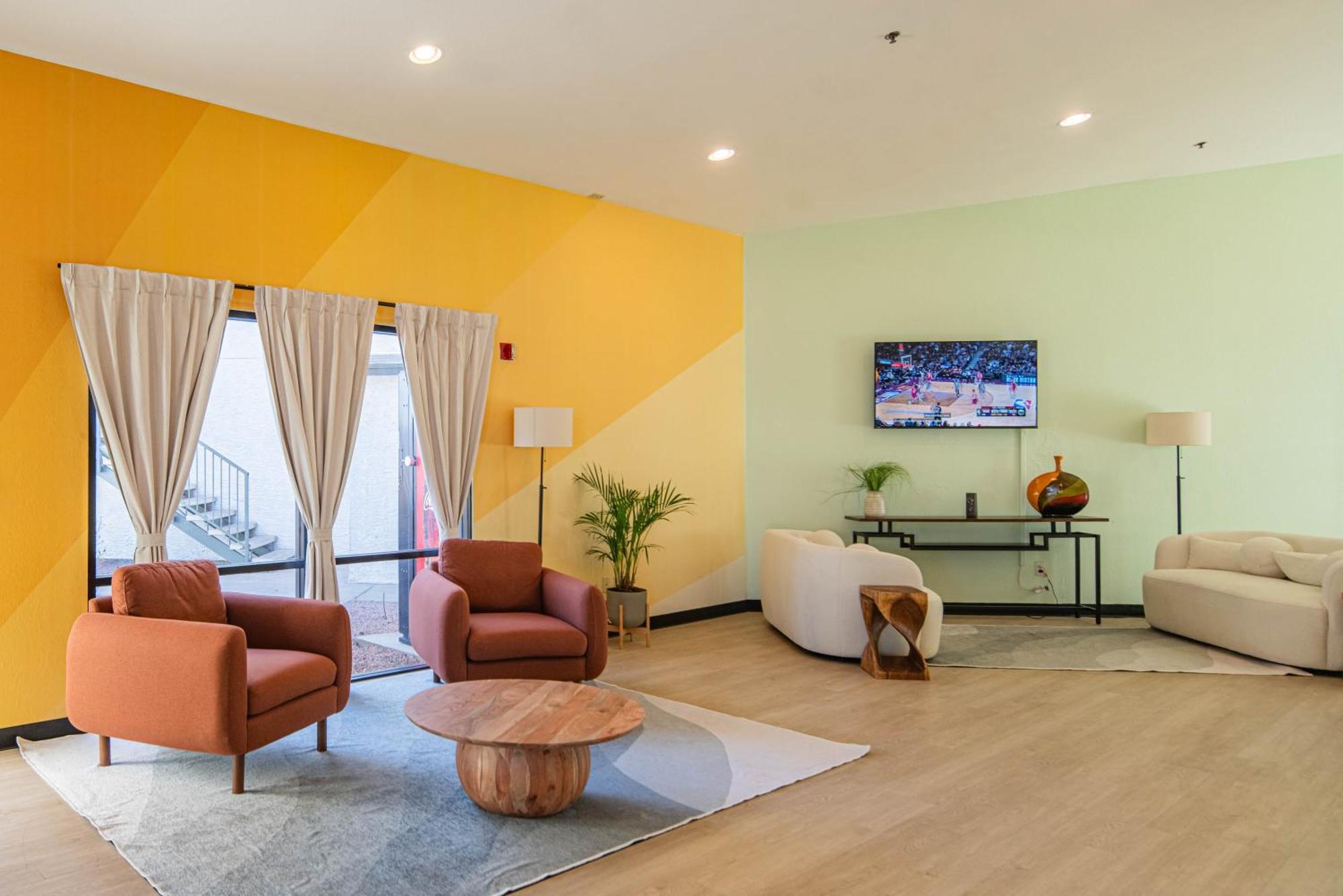 Hotel Rising Финикс Екстериор снимка